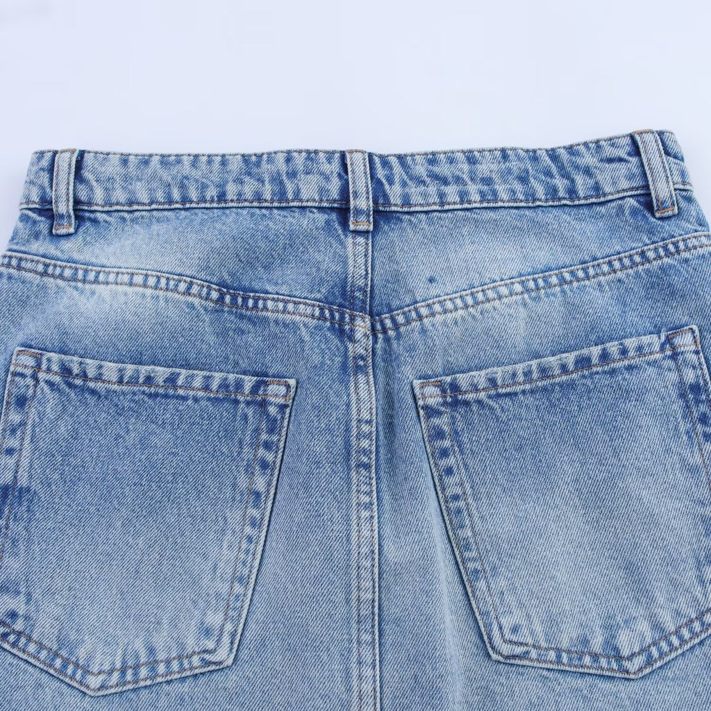 Making vintage accessories including hip hugging denim skirt for women